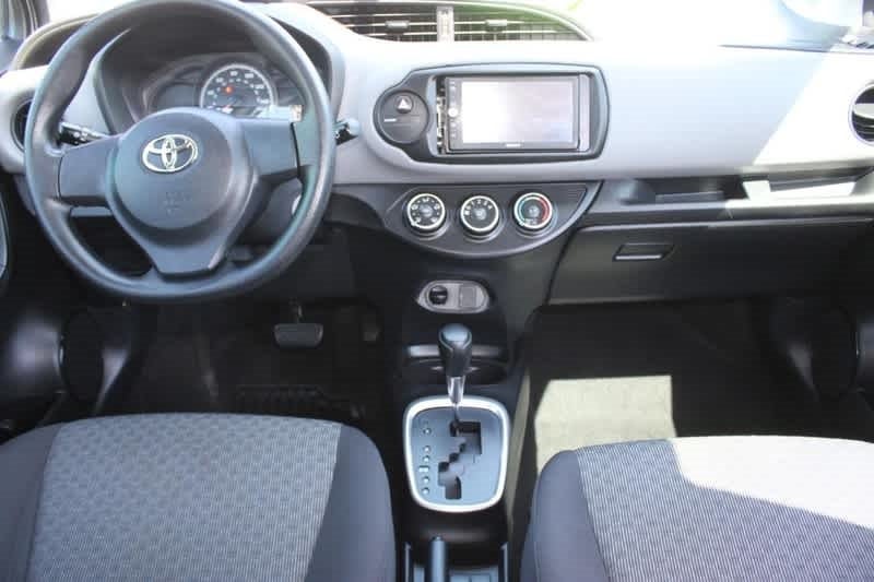 2016 Toyota Yaris 5dr Liftback Auto L